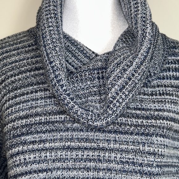 Eight Eight Eight Cozy Cowl-neck Sweater Size Large - Picture 2 of 6